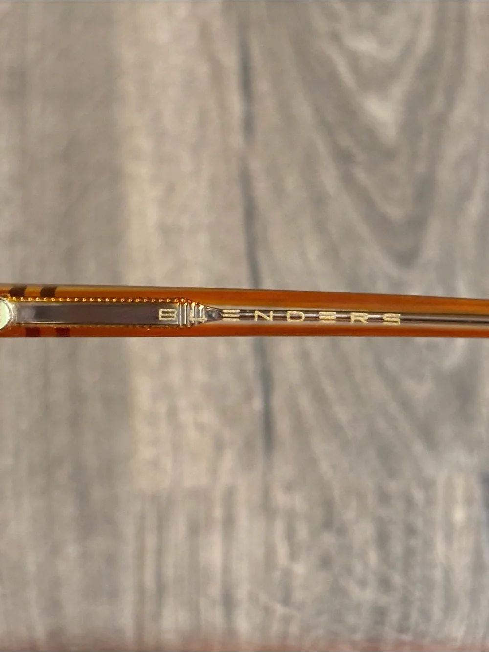Blenders Meister X2 Orange Circuit Redbull Polarized Sunglasses ISSUE: Lens Wear